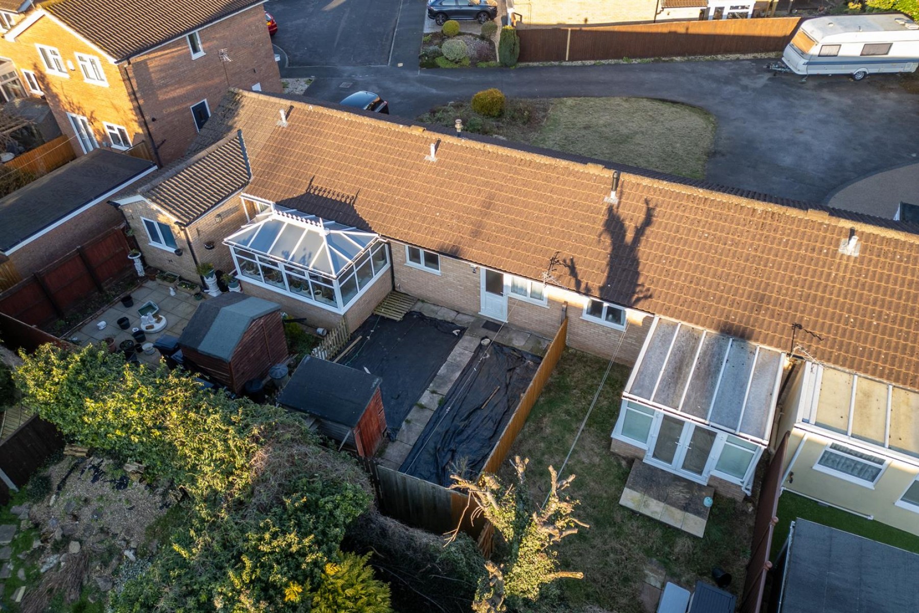 Images for BUNGALOW | BASIC UPDATING | DOWNEND