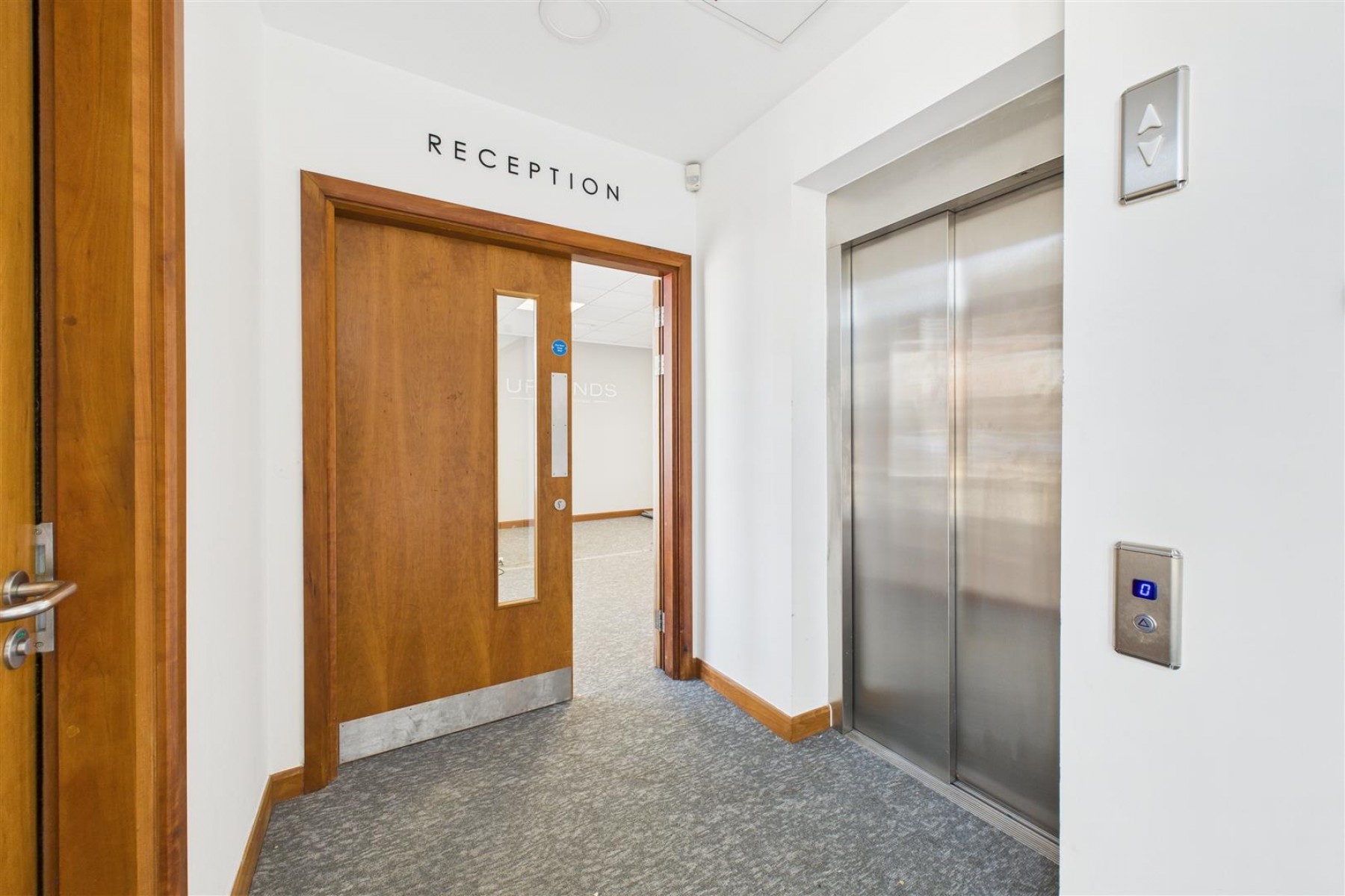 Images for COMMERCIAL | REDUCED | BS16