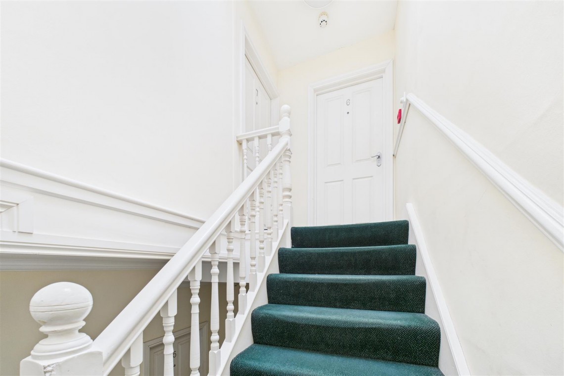 Images for REDUCED FOR AUCTION | REDLAND