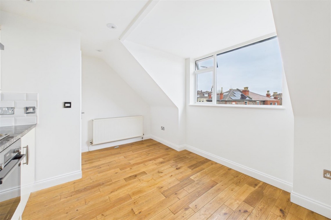 Images for REDUCED FOR AUCTION | REDLAND