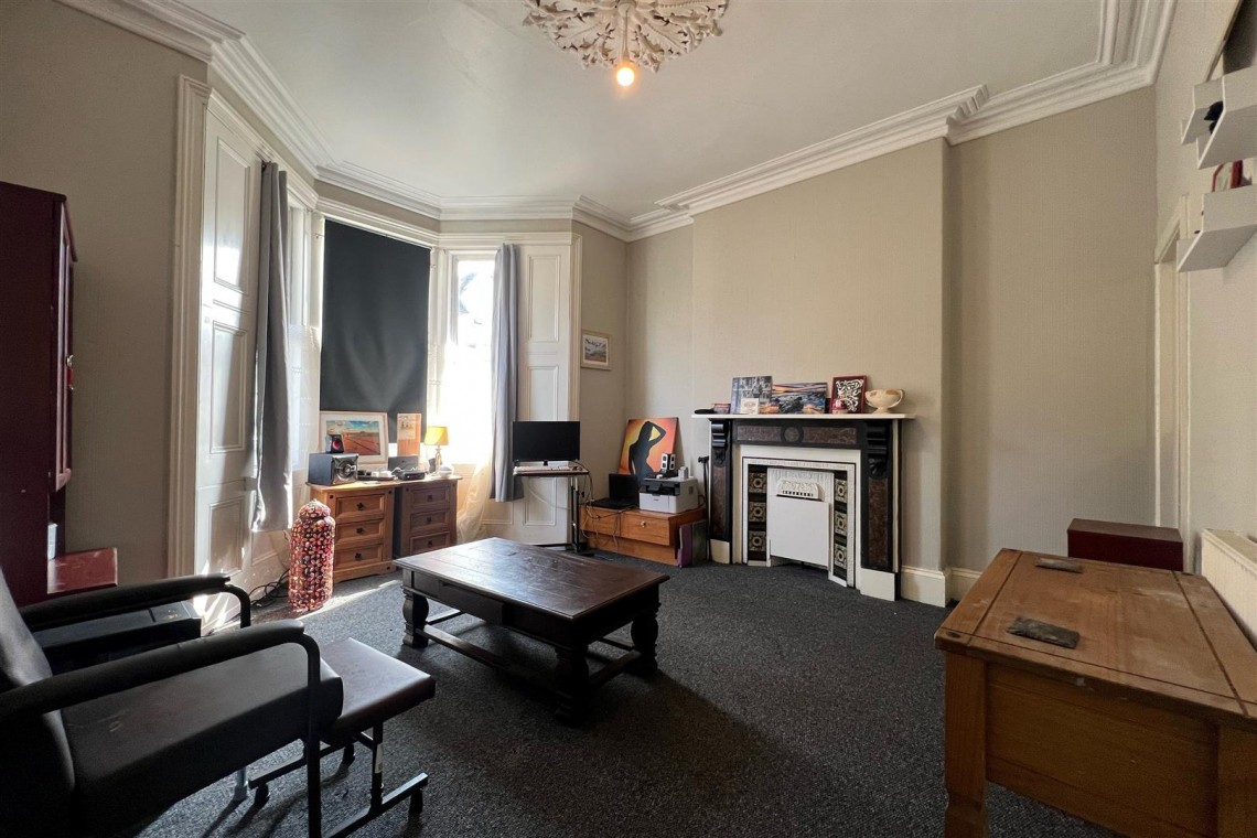Images for 2 FLATS | WSM