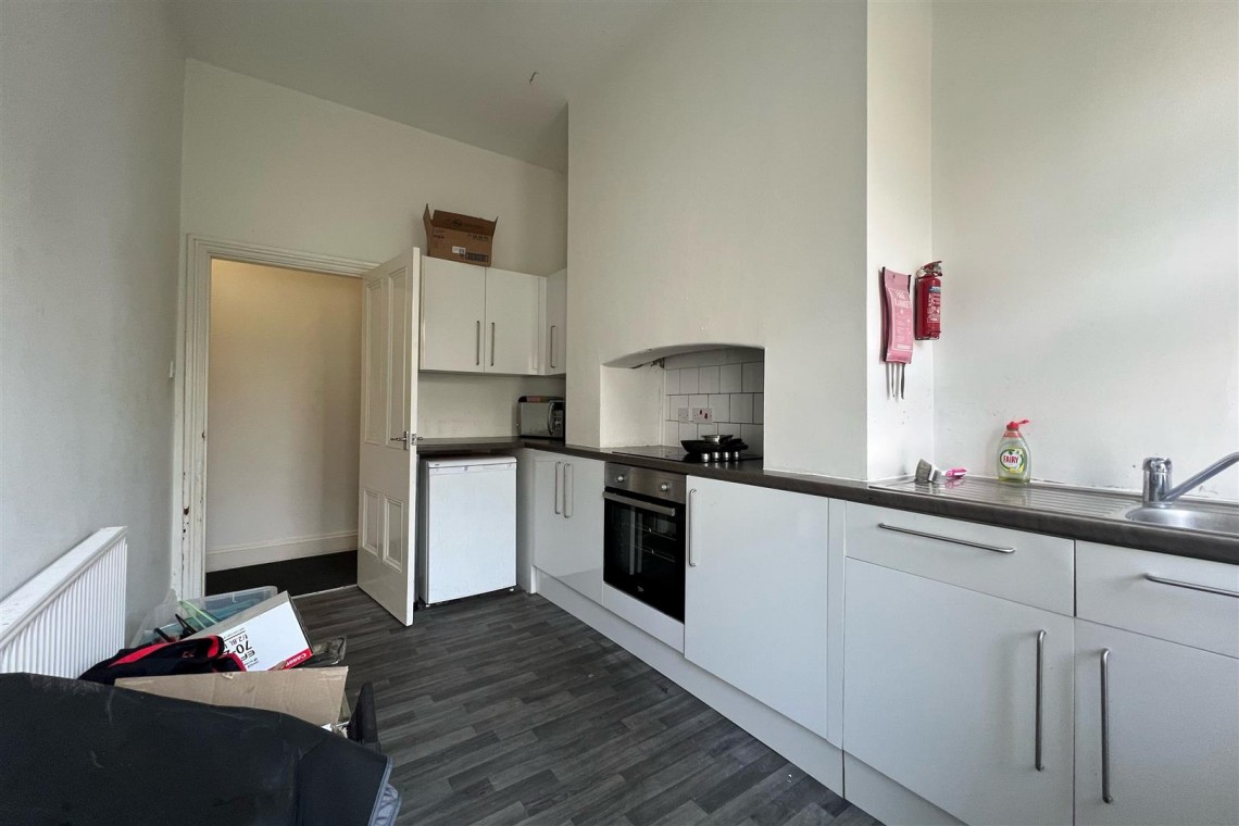 Images for 2 FLATS | WSM