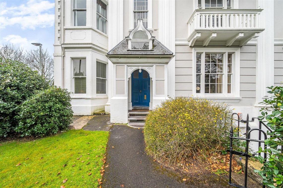 Images for Oakfield Road, Clifton
