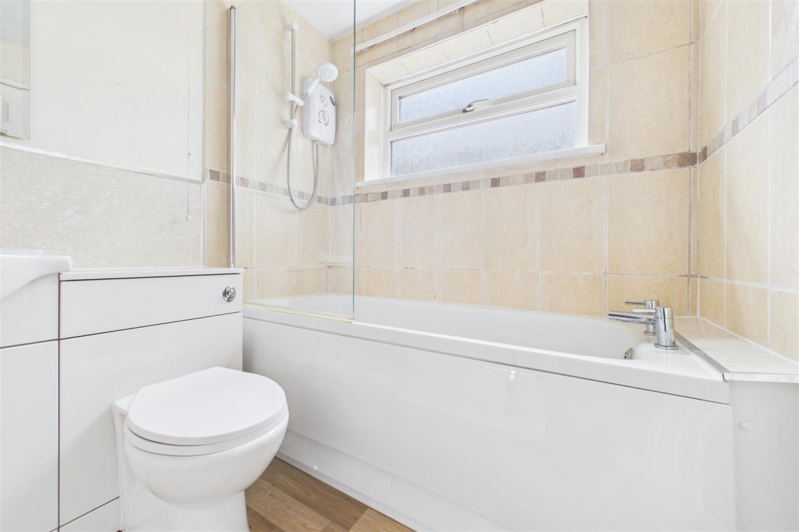 Images for DETACHED | 1.36 ACRES | MILBURY HEATH