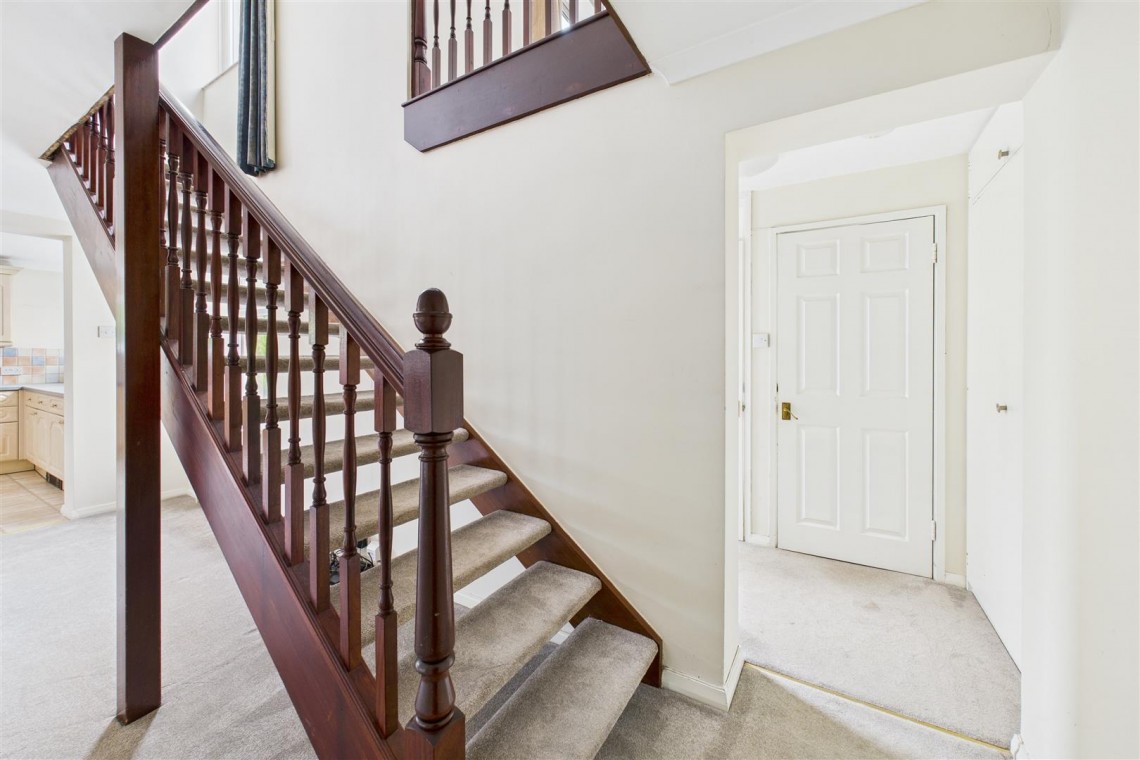 Images for DETACHED | 1.36 ACRES | MILBURY HEATH