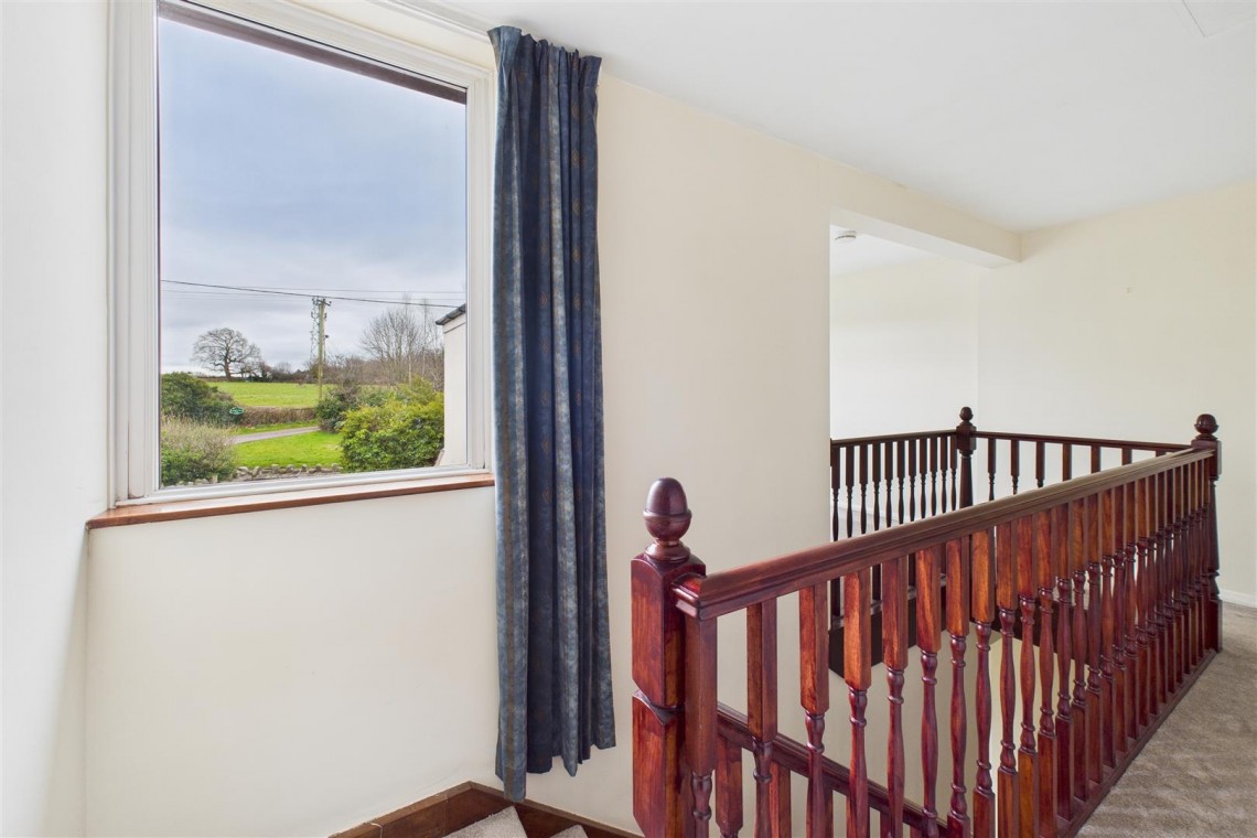 Images for DETACHED | 1.36 ACRES | MILBURY HEATH