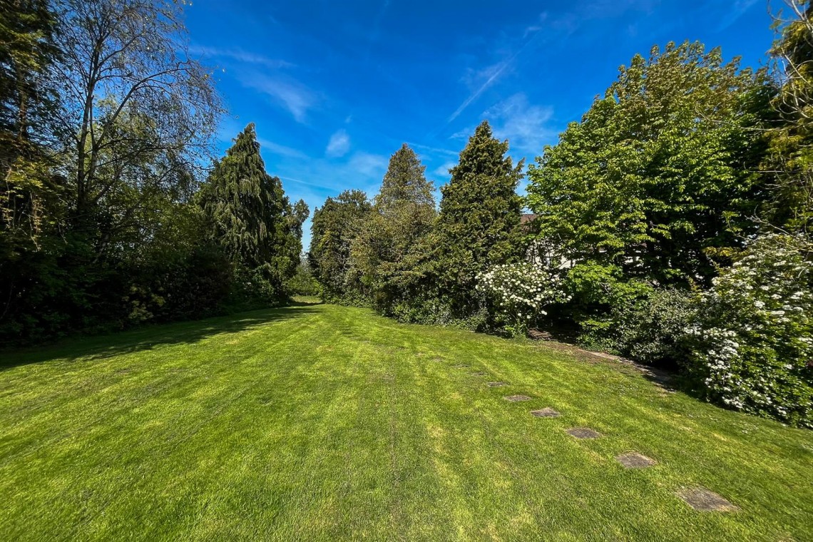 Images for DETACHED | 1.36 ACRES | MILBURY HEATH