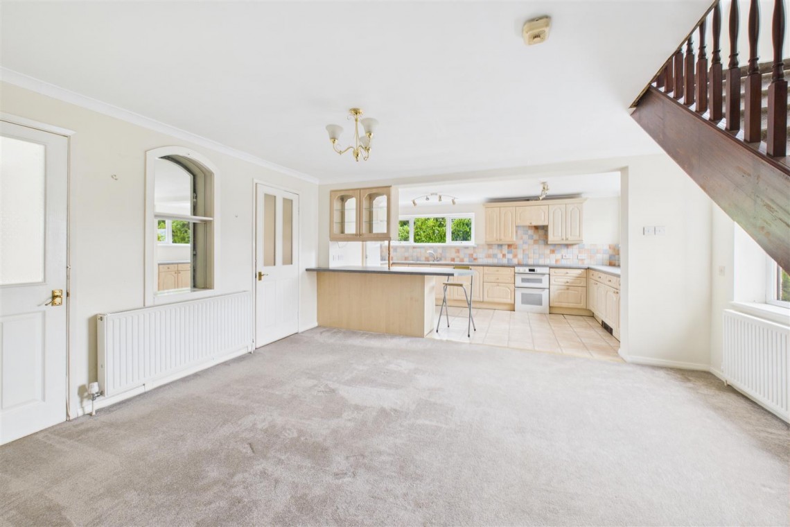 Images for DETACHED | 1.36 ACRES | MILBURY HEATH