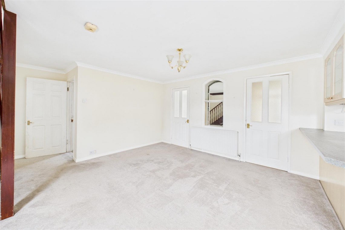 Images for DETACHED | 1.36 ACRES | MILBURY HEATH