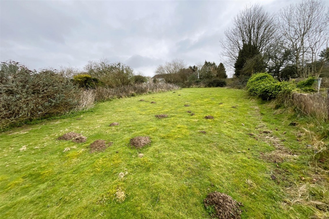 Images for DETACHED | 1.36 ACRES | MILBURY HEATH