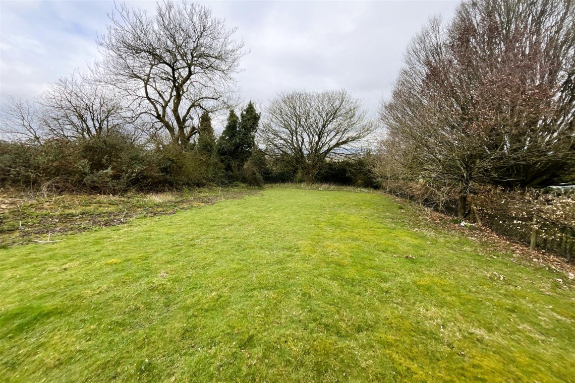 Images for DETACHED | 1.36 ACRES | MILBURY HEATH