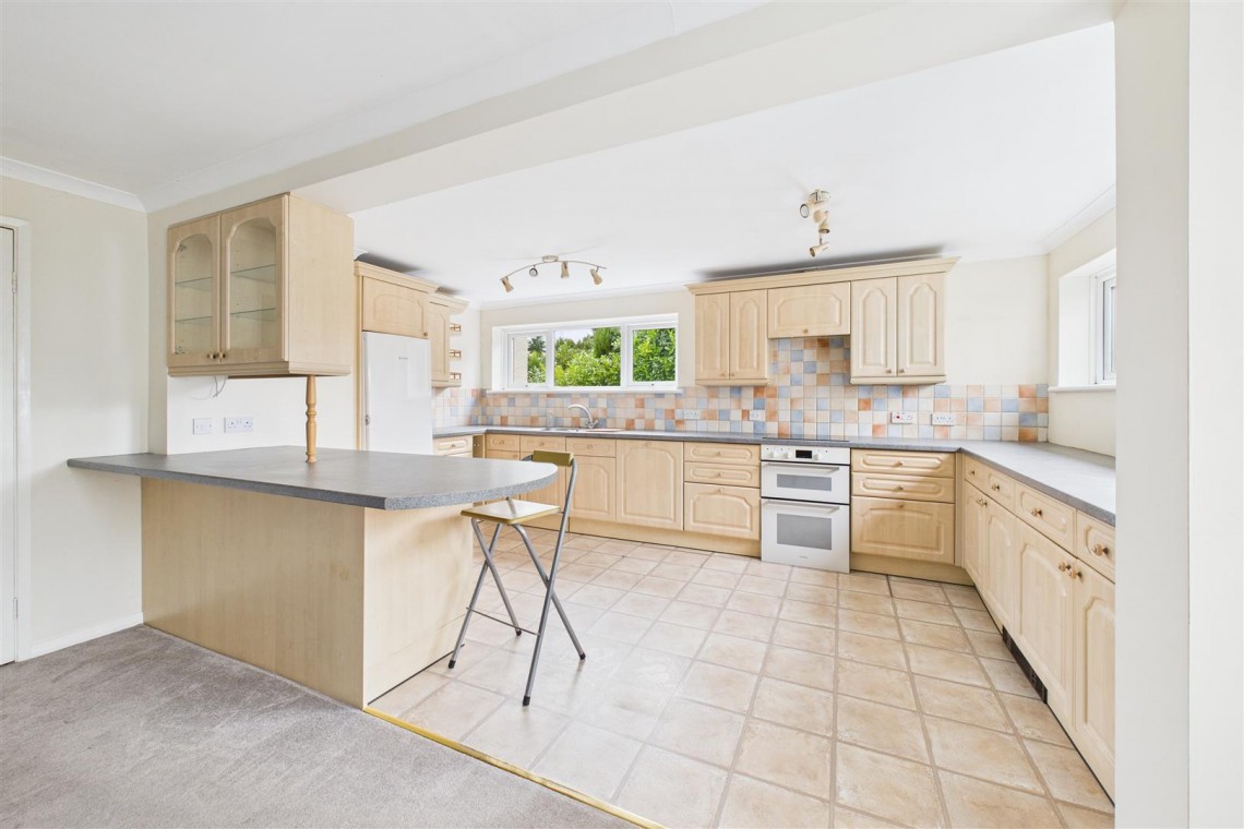 Images for DETACHED | 1.36 ACRES | MILBURY HEATH
