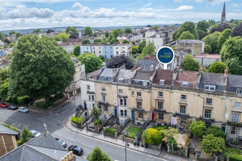 View Full Details for TOWNHOUSE | UPDATING | CLIFTON