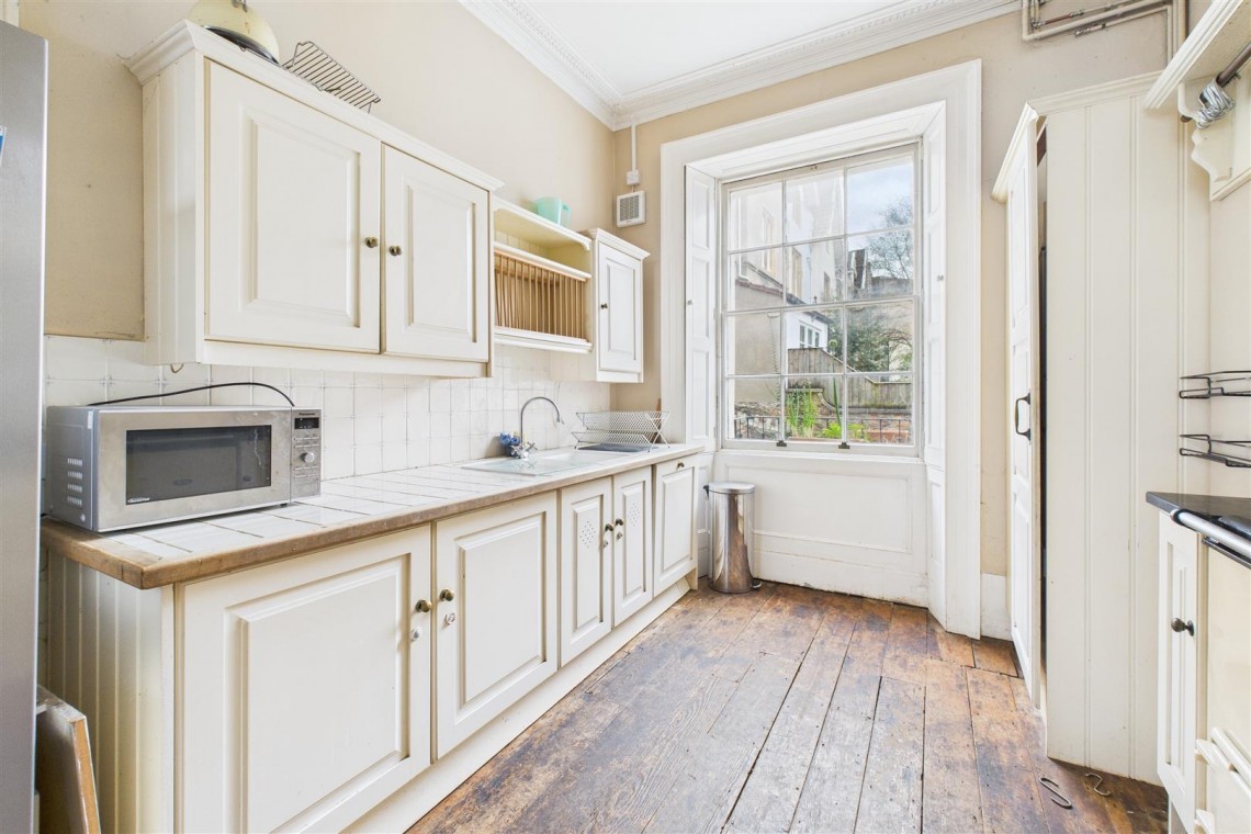 Images for TOWNHOUSE | UPDATING | CLIFTON