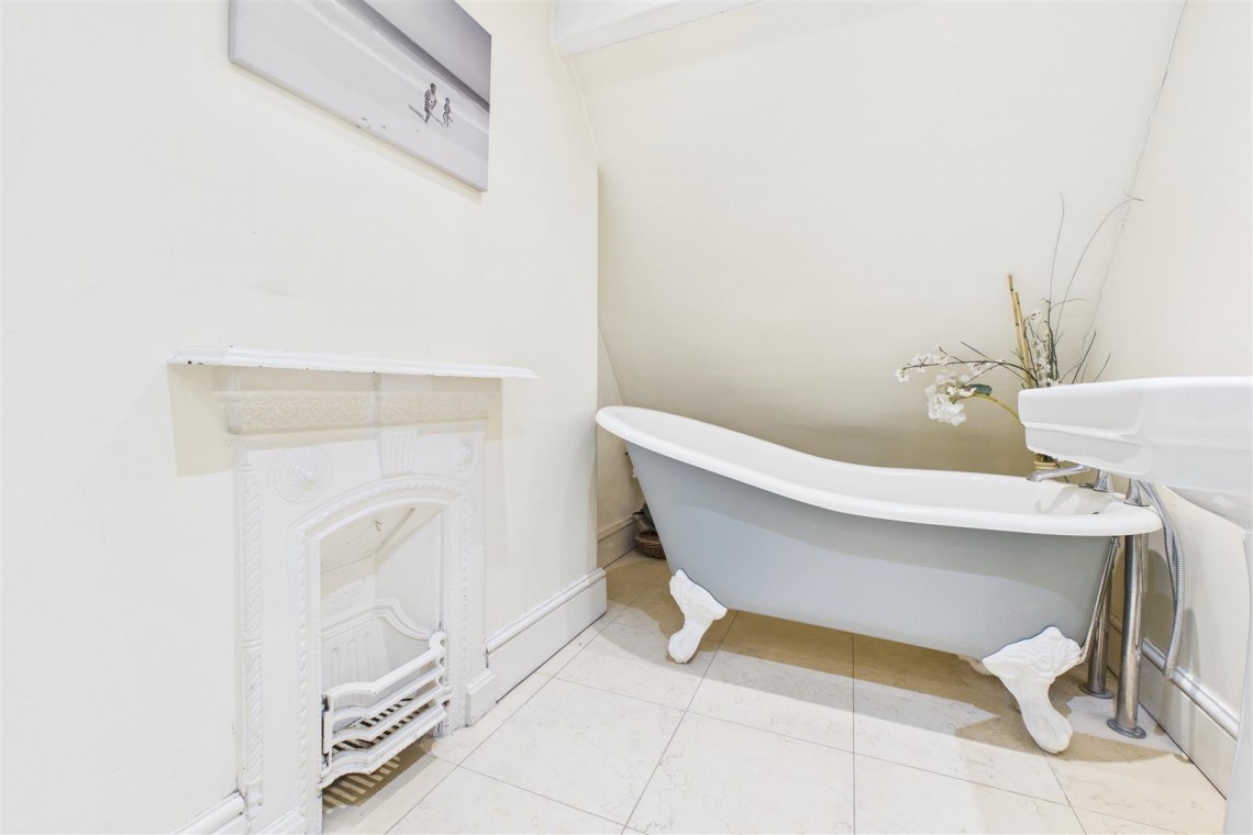 Images for TOWNHOUSE | UPDATING | CLIFTON