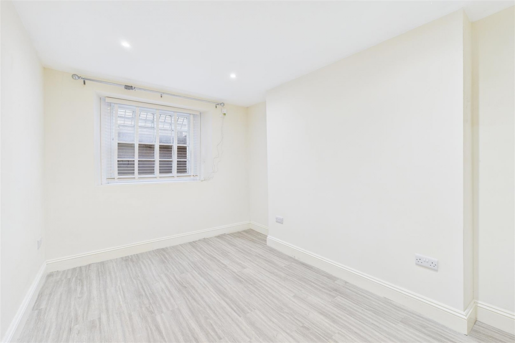 Images for TOWNHOUSE | UPDATING | CLIFTON