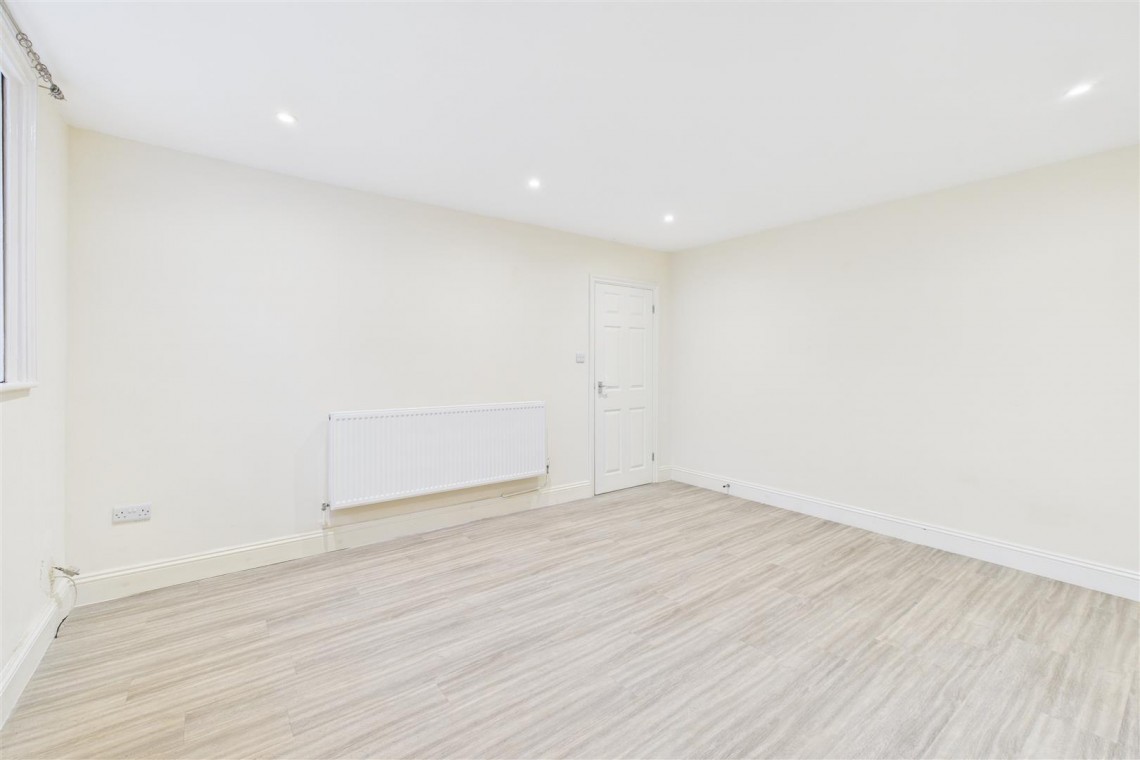 Images for TOWNHOUSE | UPDATING | CLIFTON