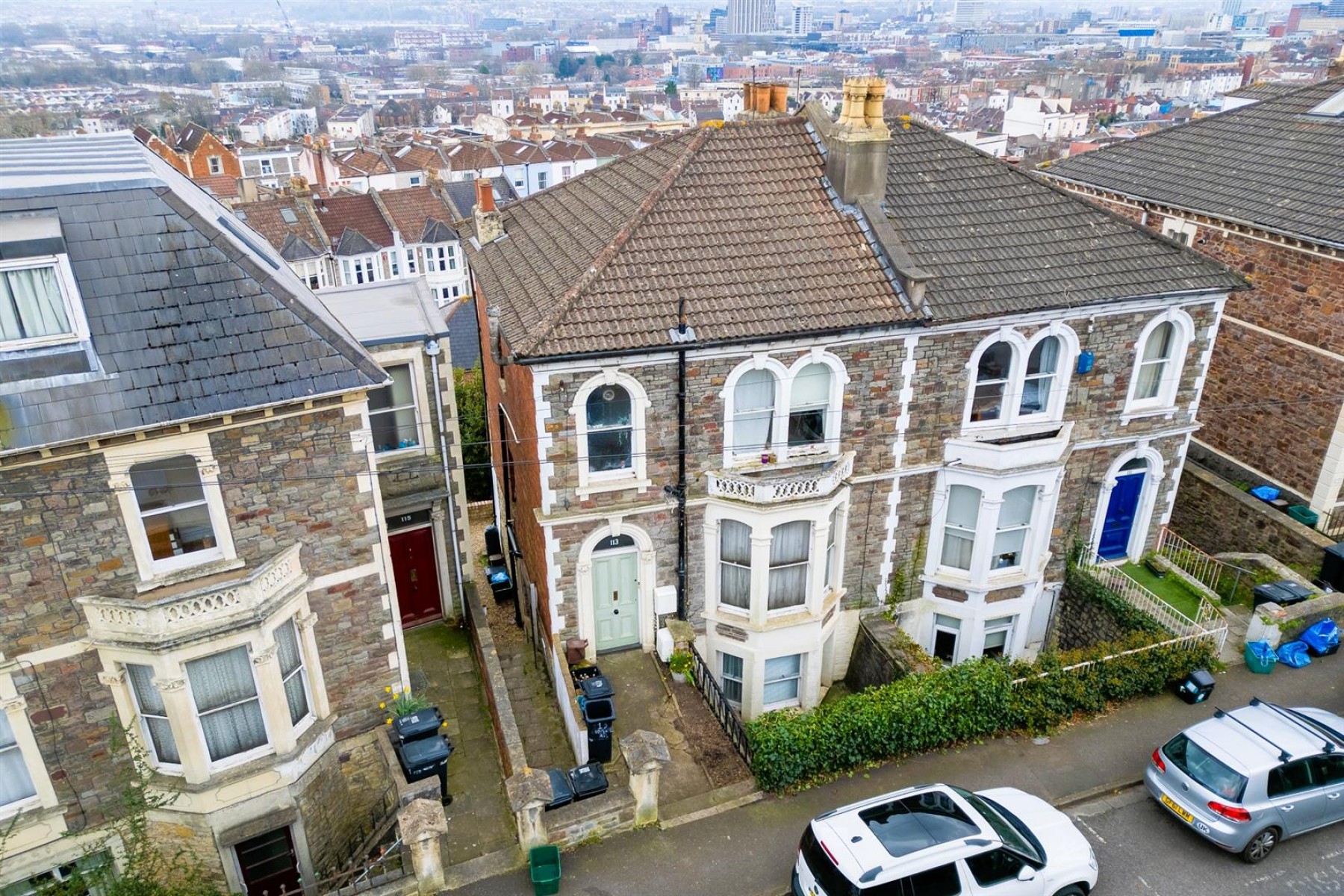 Images for 3 X FLATS | UPDATING | ST ANDREWS