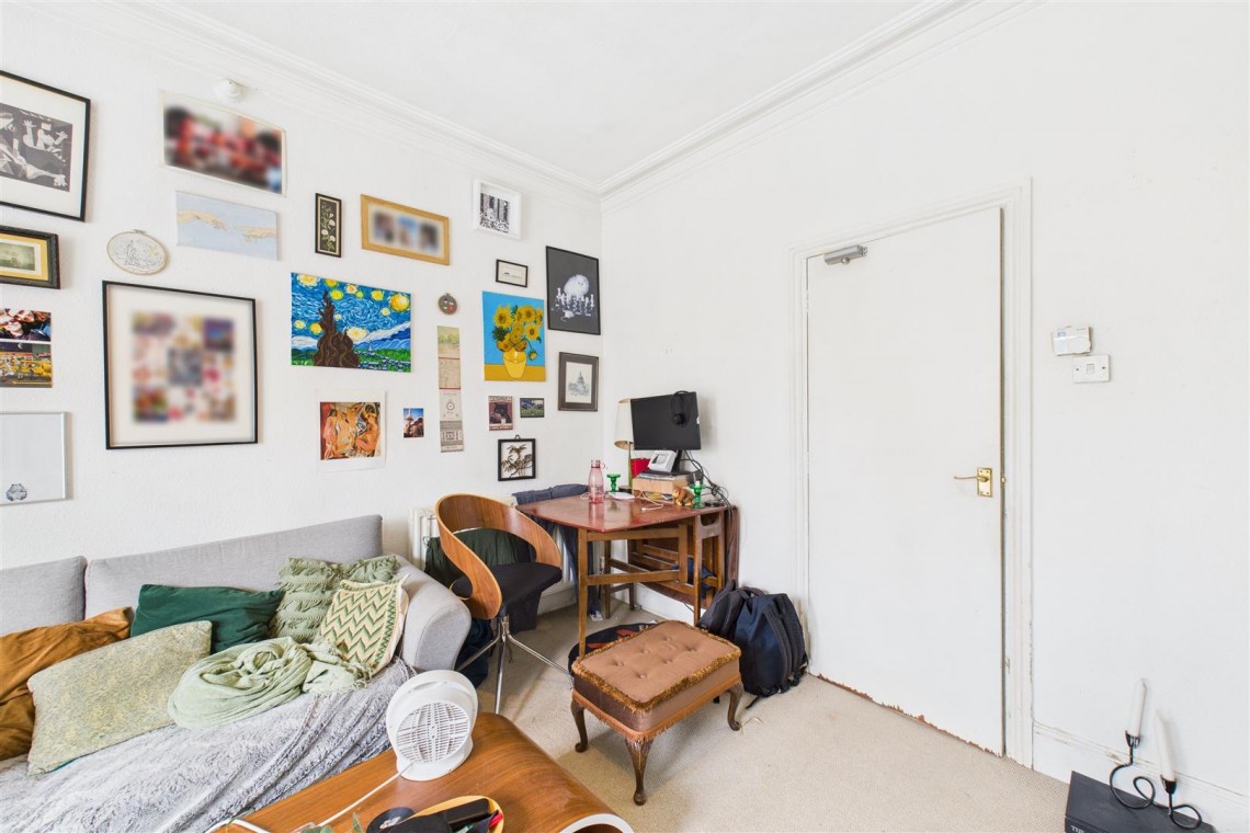 Images for 3 X FLATS | UPDATING | ST ANDREWS
