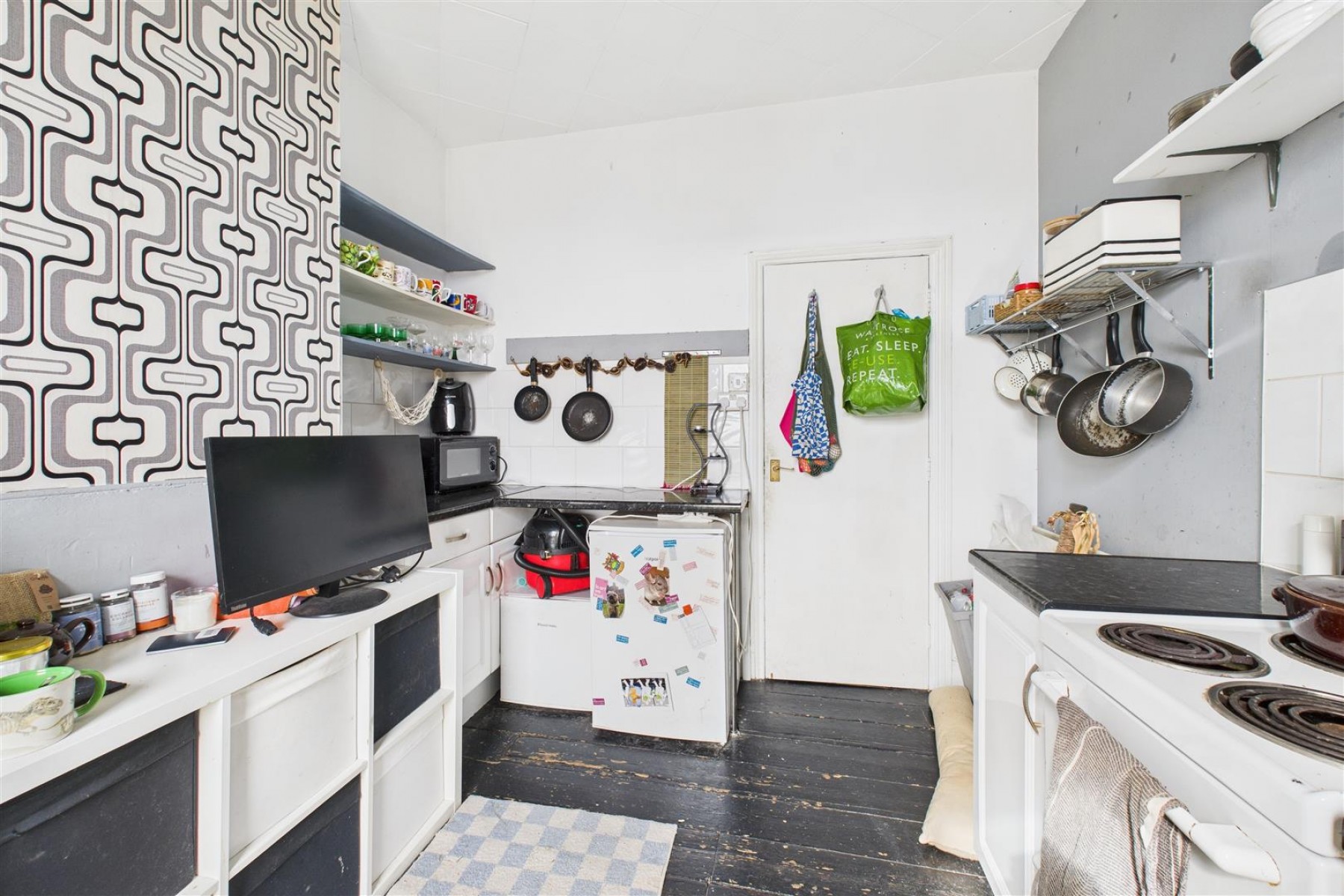 Images for 3 X FLATS | UPDATING | ST ANDREWS