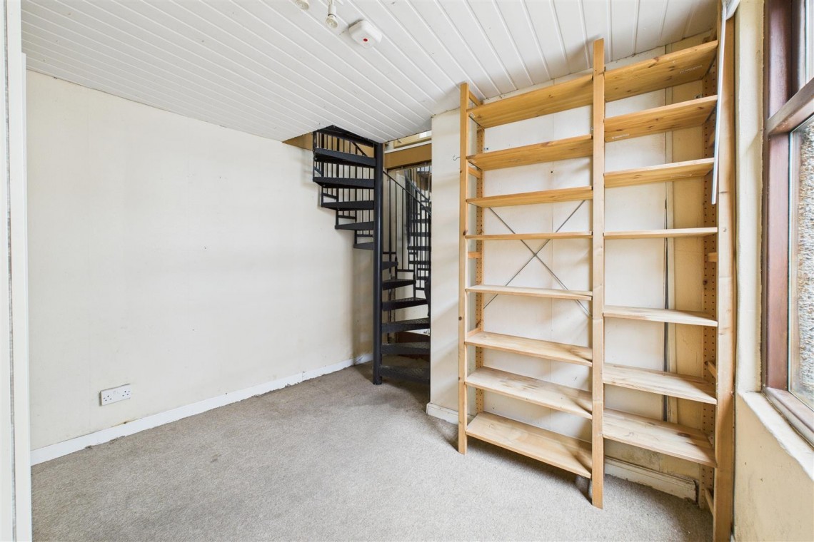 Images for MIXED USE | UPDATING | KINGSWOOD