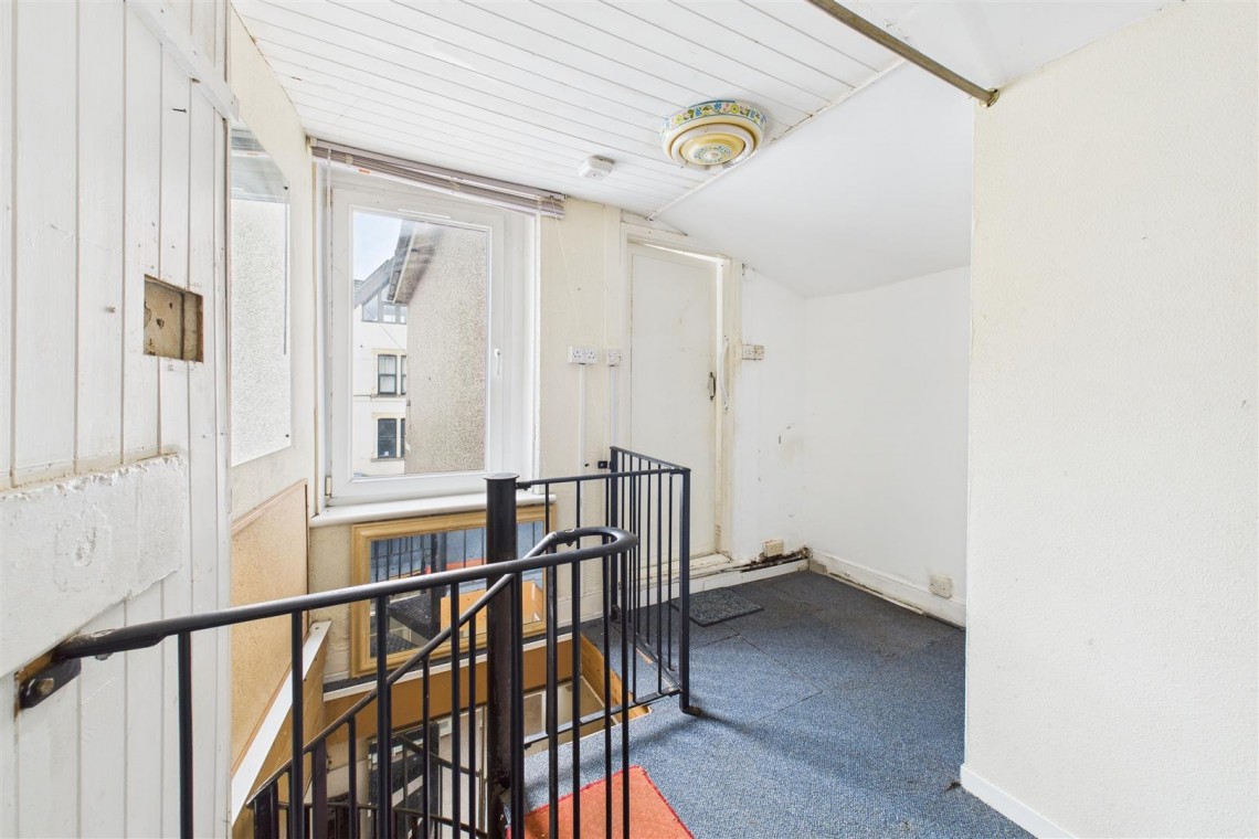 Images for MIXED USE | UPDATING | KINGSWOOD