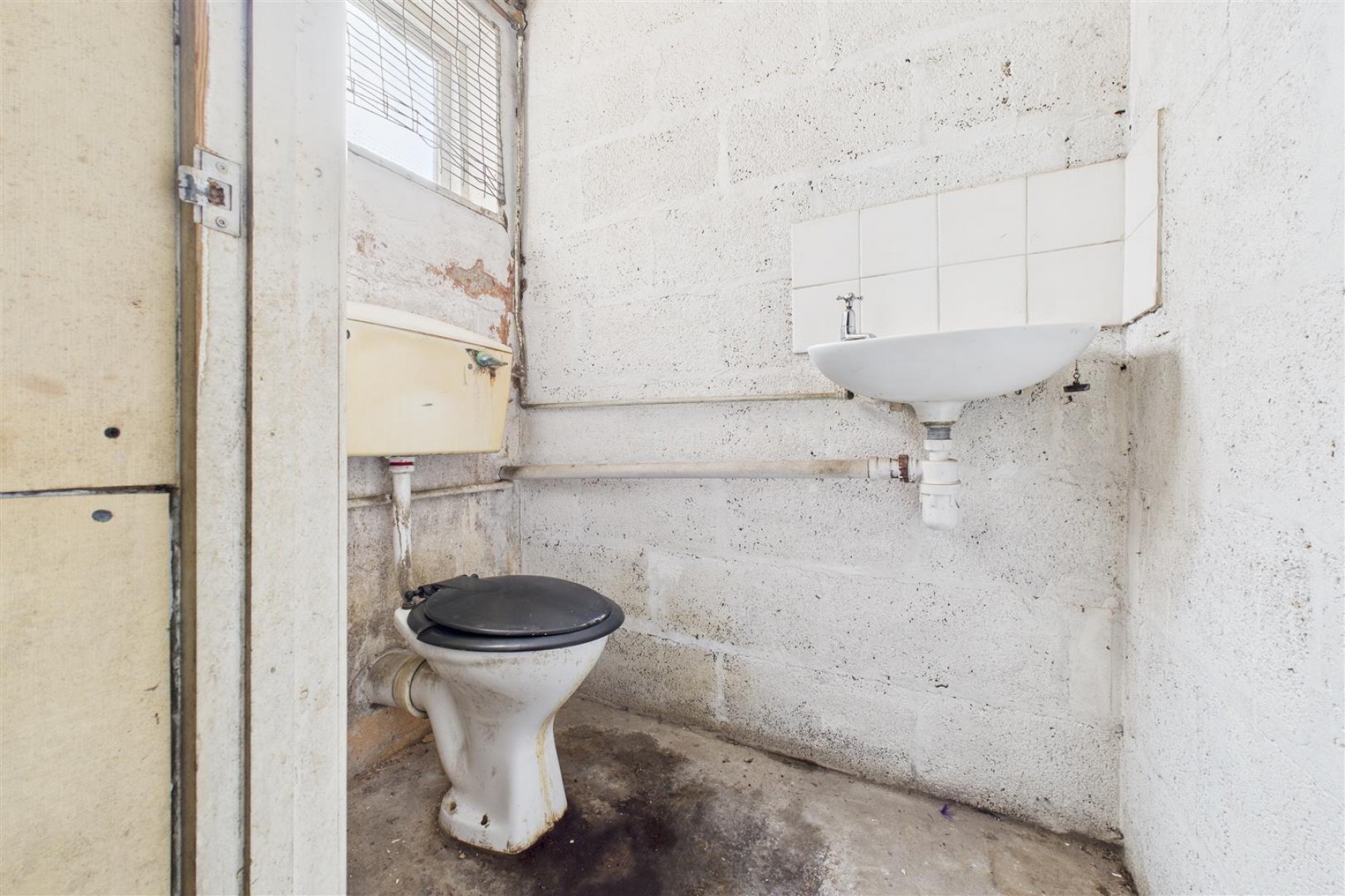 Images for MIXED USE | UPDATING | KINGSWOOD
