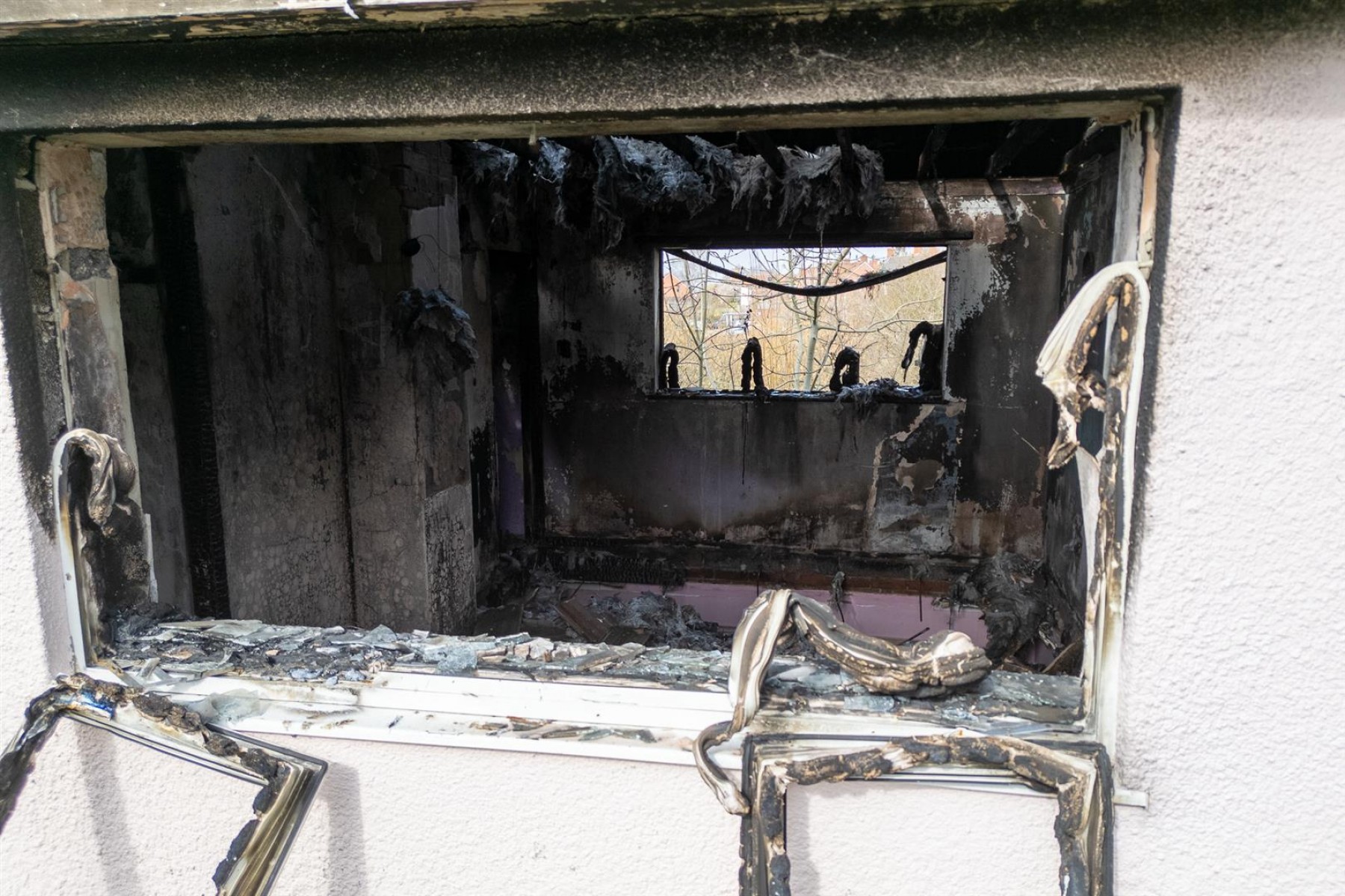 Images for FIRE DAMAGED HOUSE | GLASTONBURY