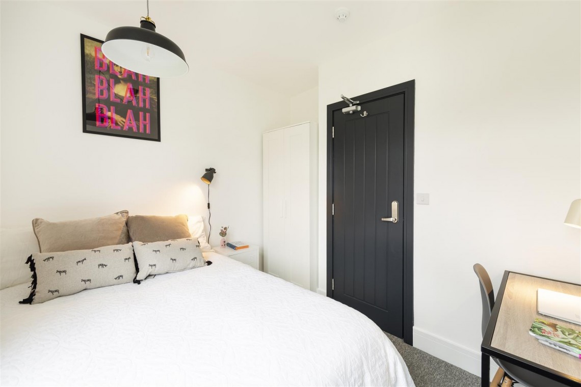 Images for HMO | £54K | BONUS PLOT | FISHPONDS