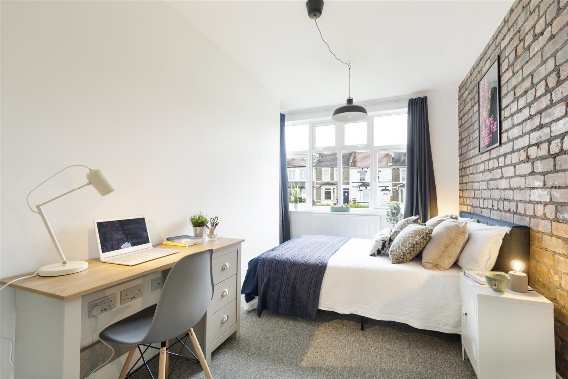 Images for HMO | £54K | BONUS PLOT | FISHPONDS