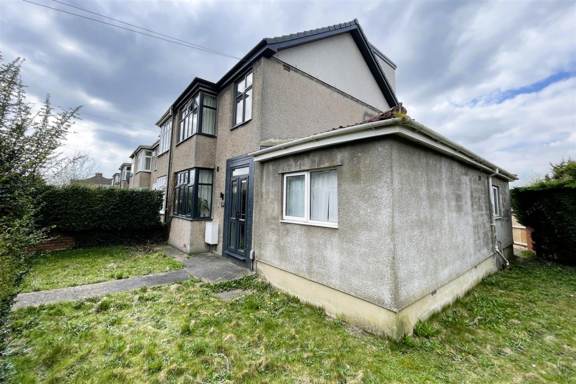 Images for HMO | £54K | BONUS PLOT | FISHPONDS