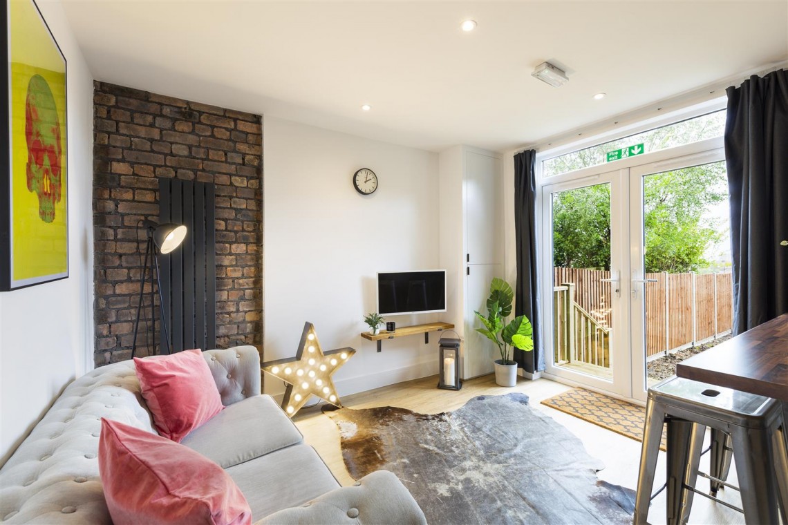 Images for HMO | £54K | BONUS PLOT | FISHPONDS