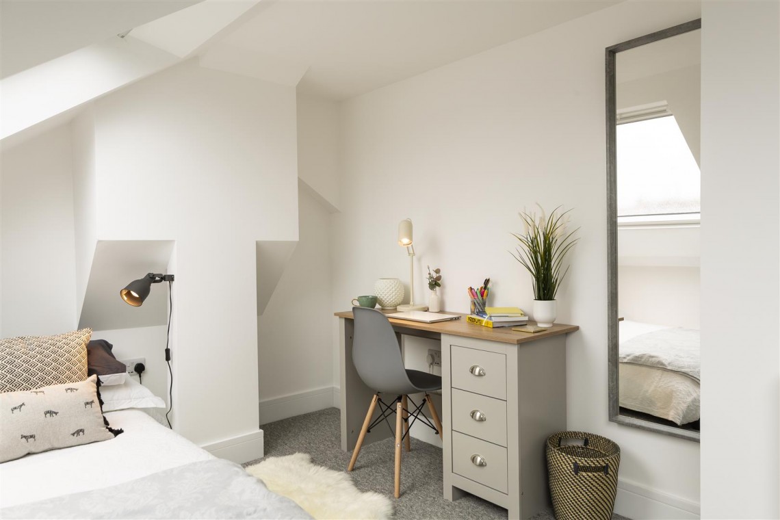 Images for HMO | £54K | BONUS PLOT | FISHPONDS