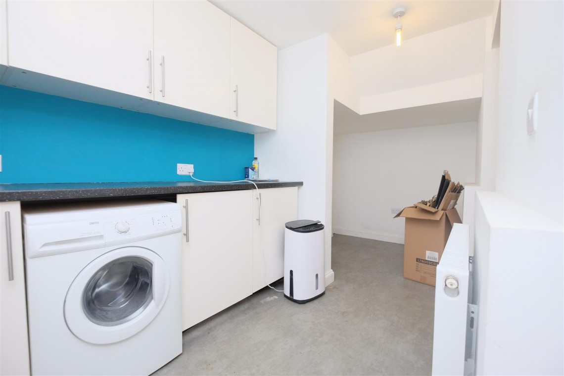 Images for GARDEN FLAT | CASH BUYERS ONLY | REDLAND