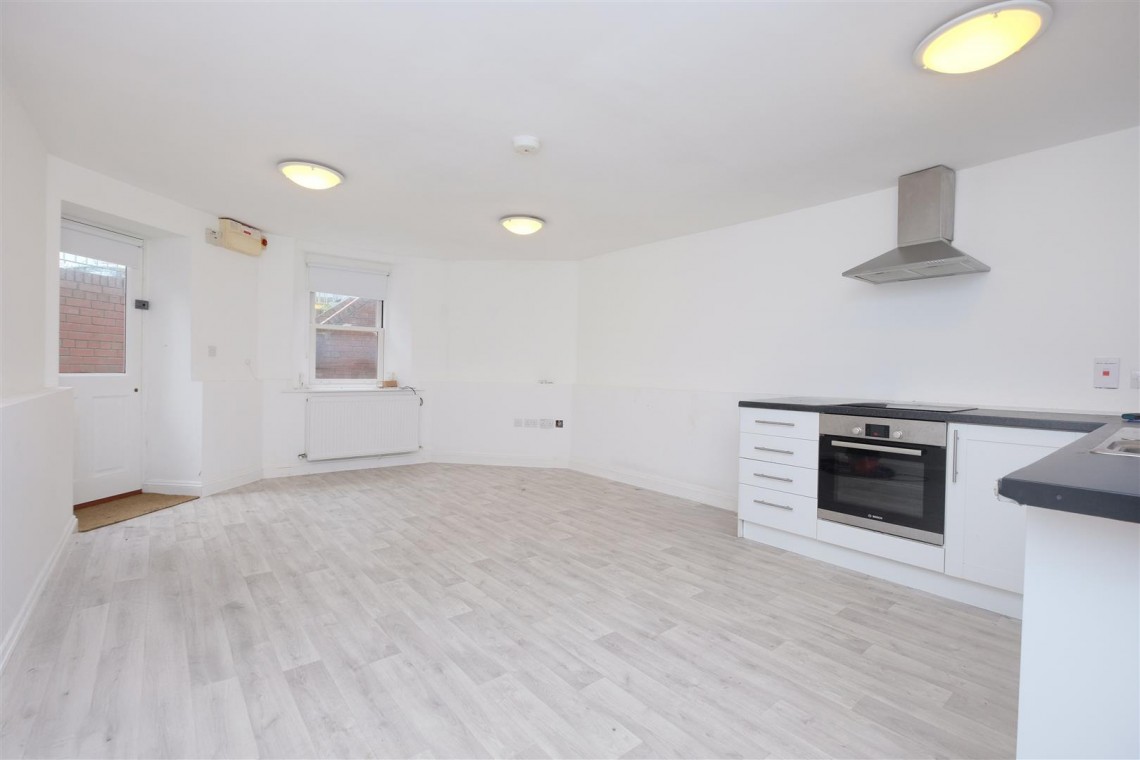 Images for GARDEN FLAT | CASH BUYERS ONLY | REDLAND