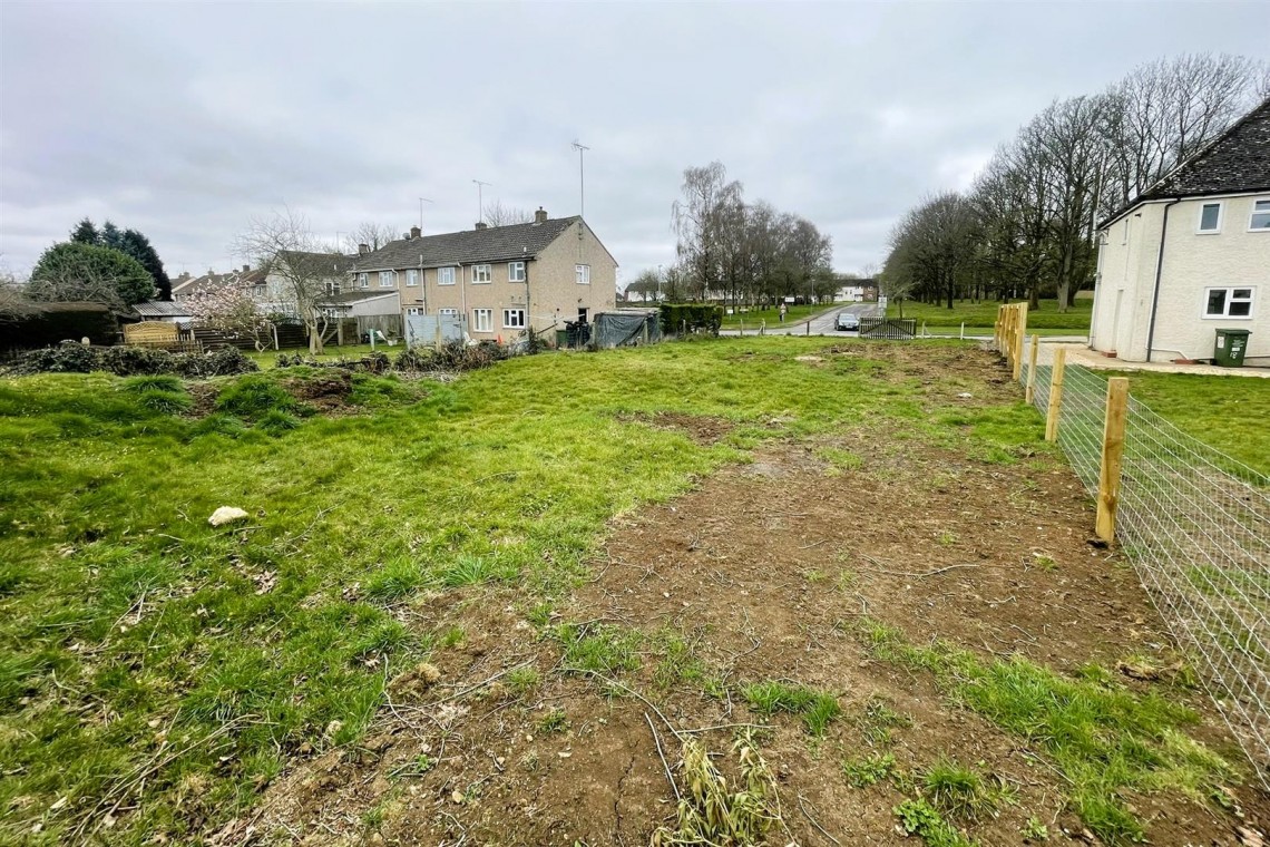 Images for BUILDING PLOT | PLANNING | LYNEHAM SN15