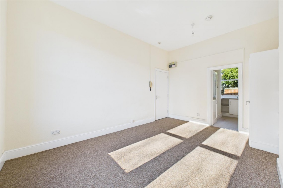 Images for 4 FLATS | FAMILY HOME | COTHAM