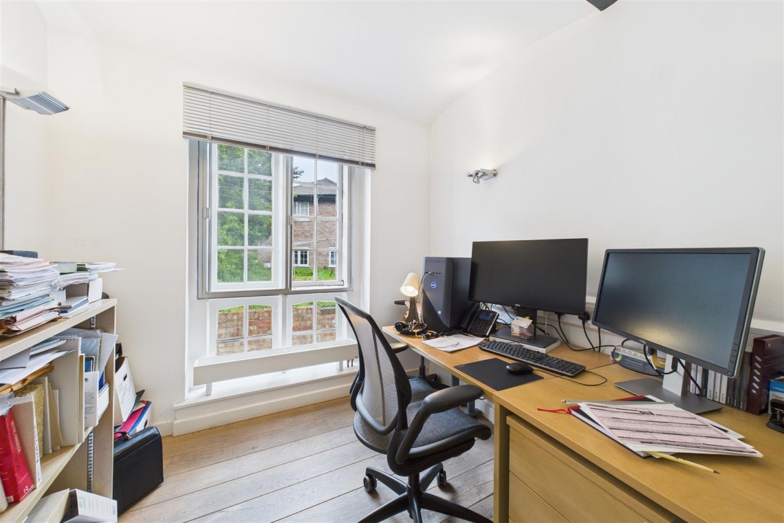 Images for COMMERCIAL | TAUNTON