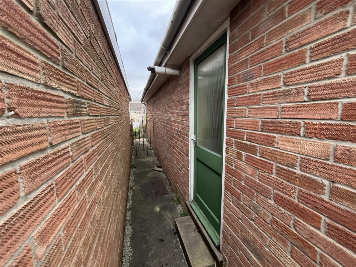 Images for HOUSE | UPDATING | WORLE | BS23