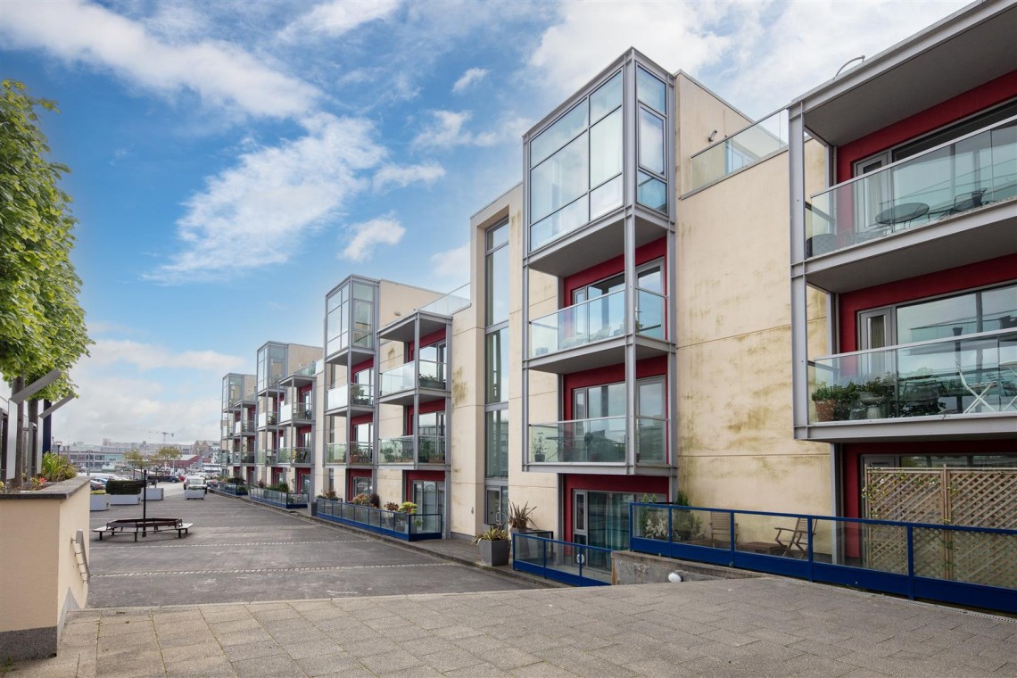 Images for Caledonian Road, Harbourside