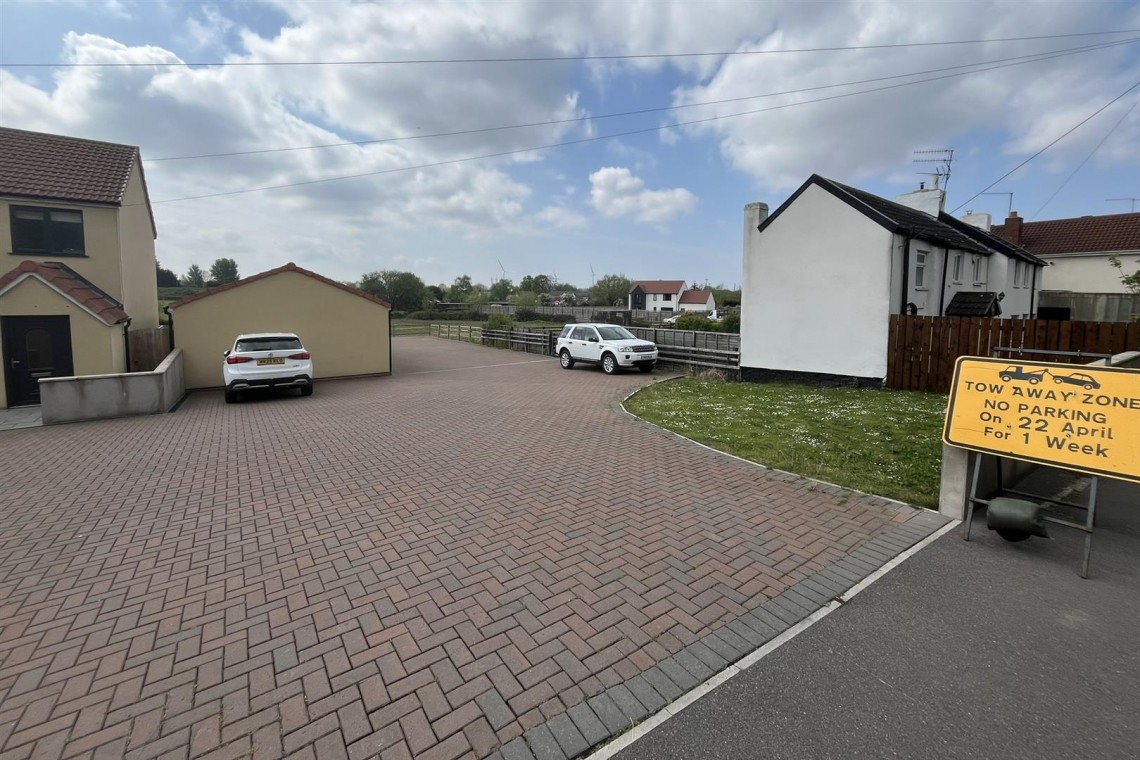 Images for 0.87 ACRES | HALLEN