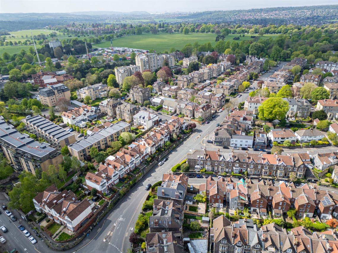 Images for HMO | £63,360 pa | REDLAND
