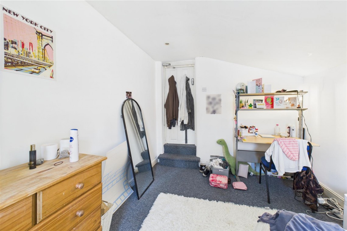Images for HMO | £56,100 pa | REDLAND