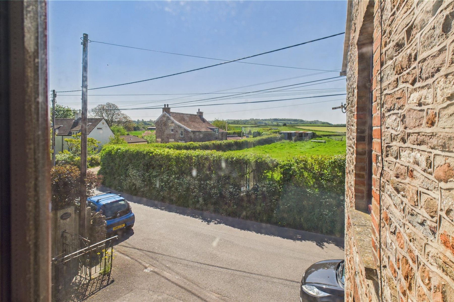 Images for REDUCED | UPDATING | BS39