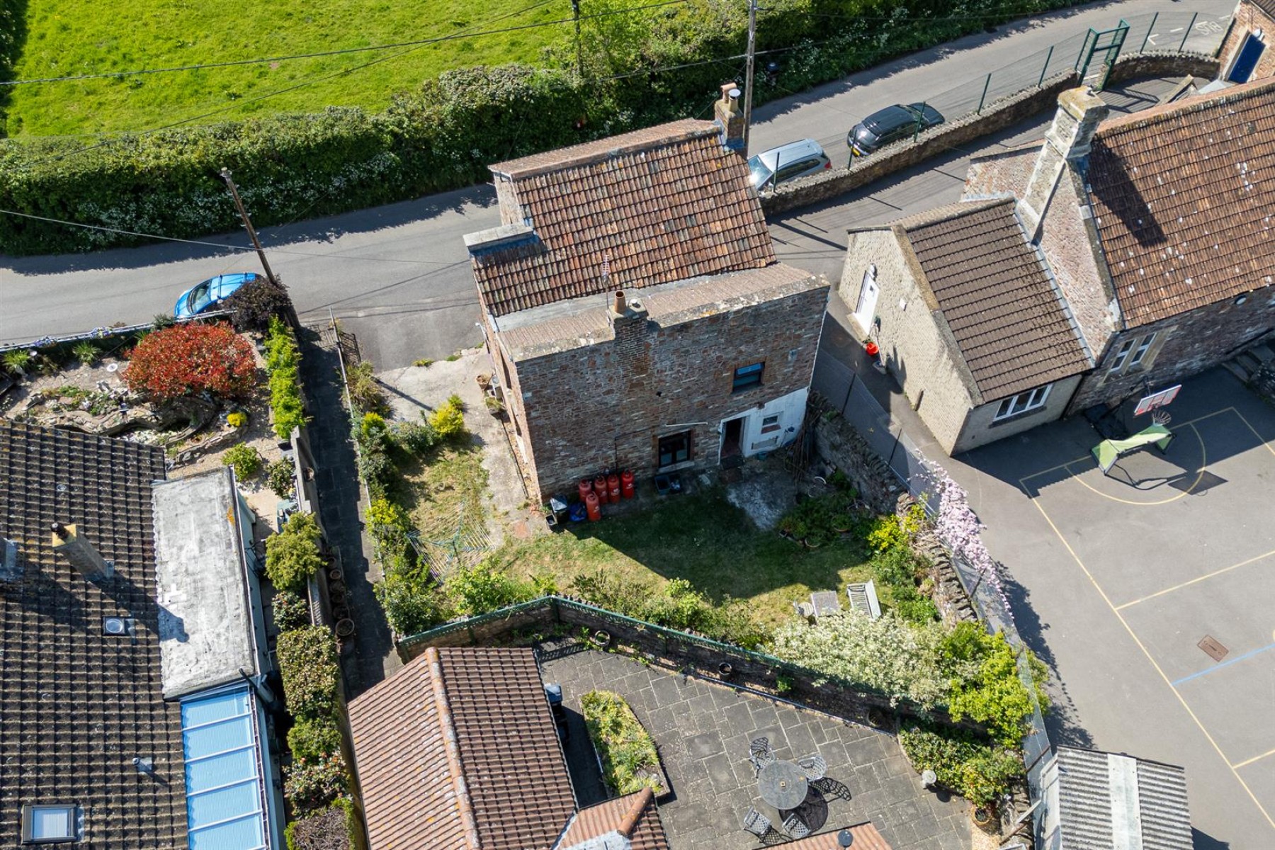 Images for REDUCED | UPDATING | BS39