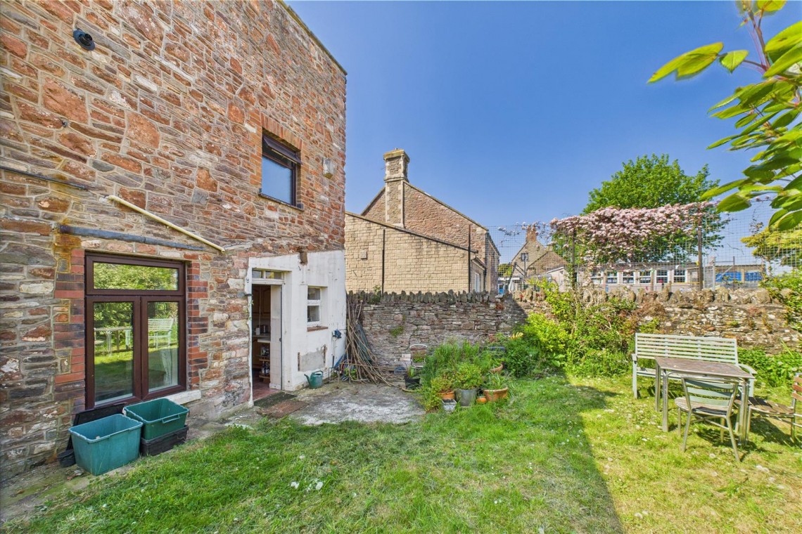 Images for REDUCED | UPDATING | BS39
