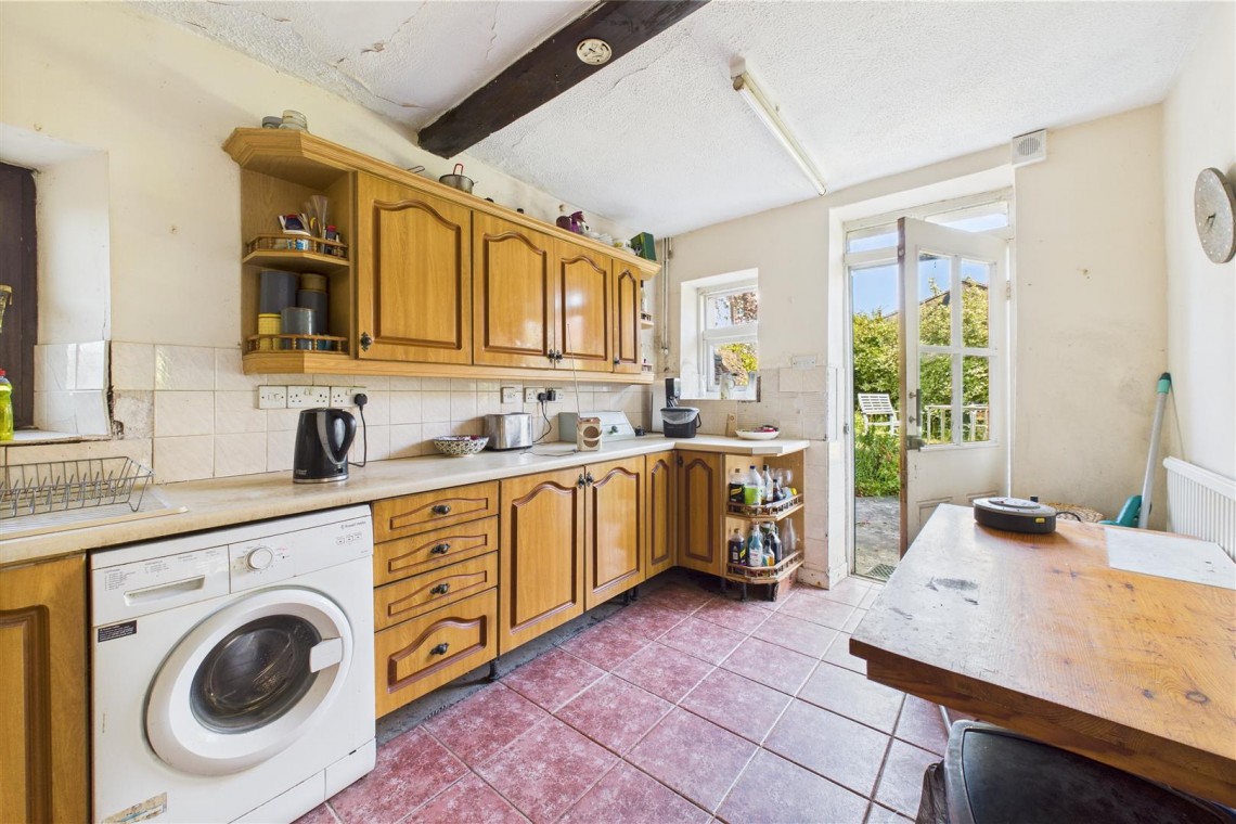 Images for REDUCED | UPDATING | BS39