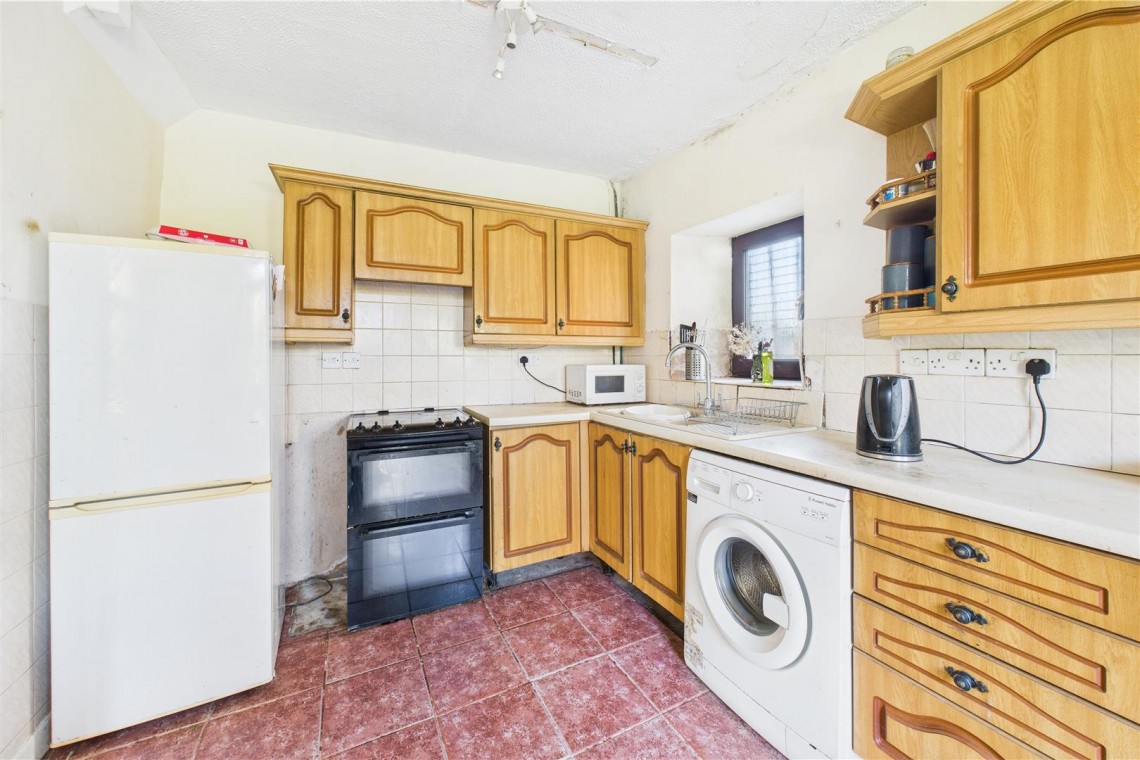 Images for REDUCED | UPDATING | BS39