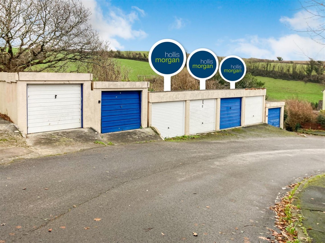 Images for 3 X SINGLE GARAGES | KINGSBRIDGE