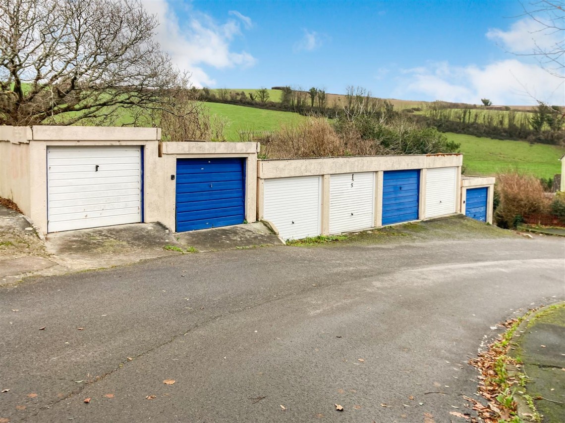 Images for 3 X SINGLE GARAGES | KINGSBRIDGE